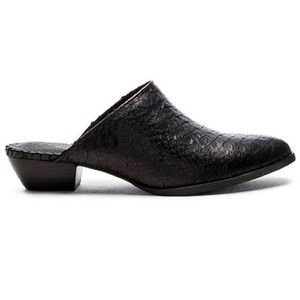 Matisse Clover black snakeskin clog/mule. NWT.